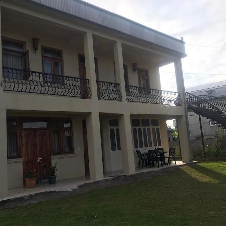 Luka Family Guest House Batumi Exteriör bild